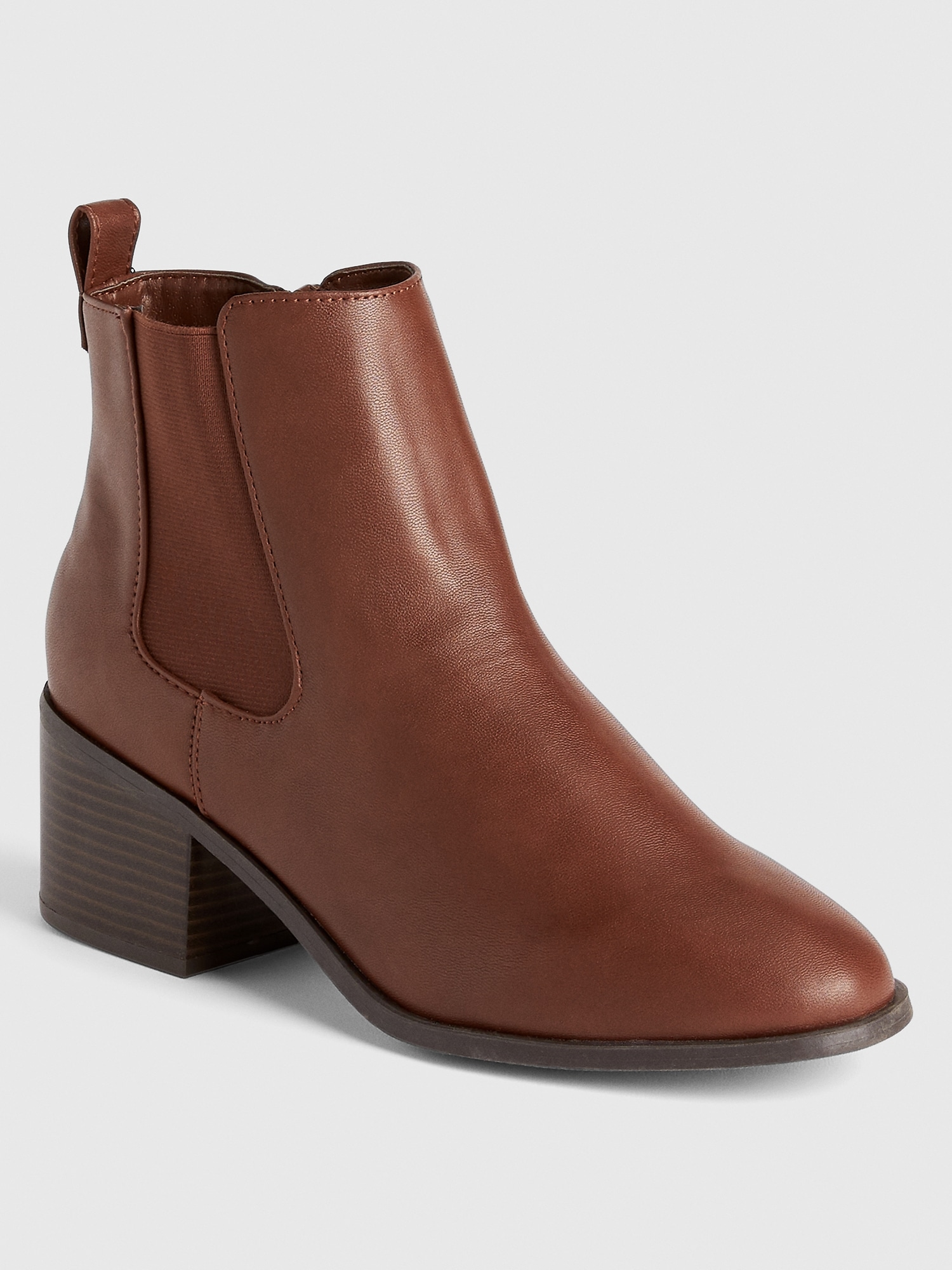 Chelsea Boots in Faux Leather