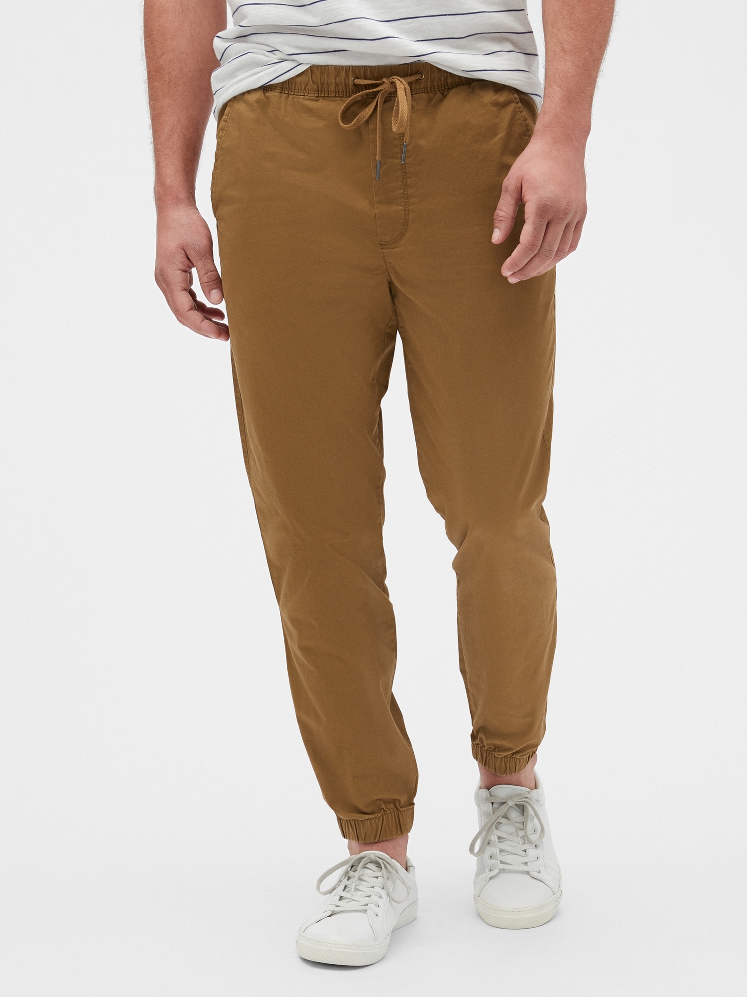 Stretch twill jogger trousers with large pockets