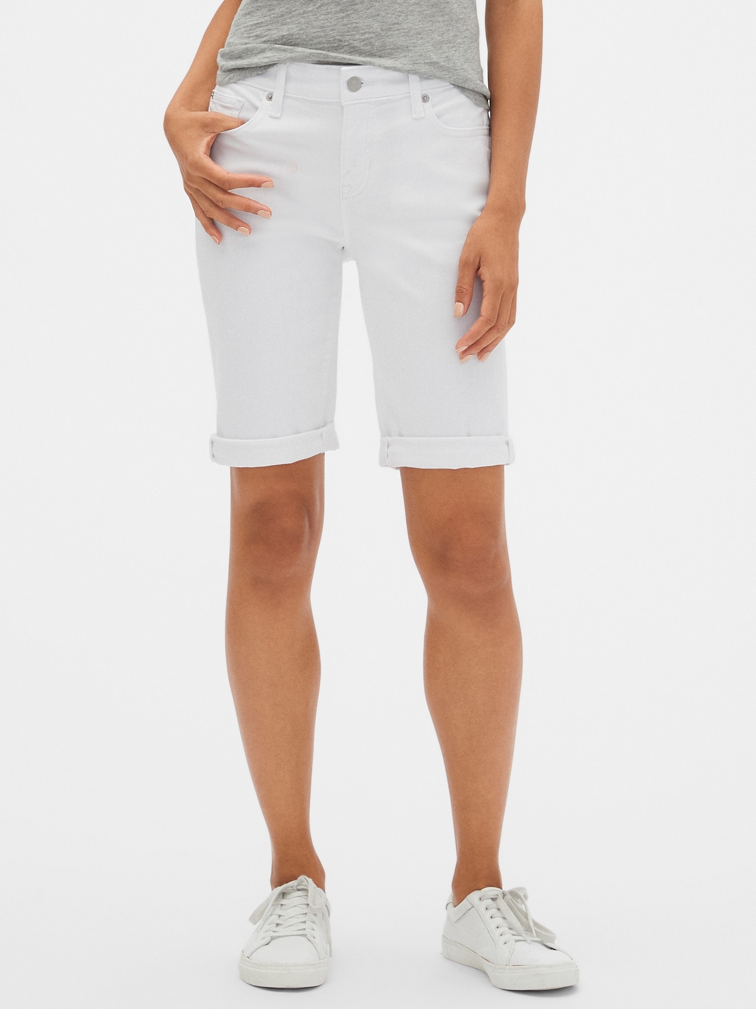 gap white denim shorts