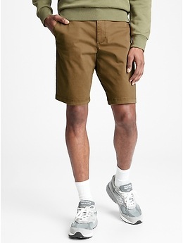 gap essential khaki shorts