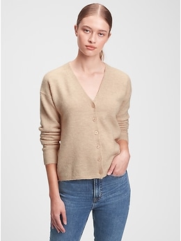 gap v neck cardigan