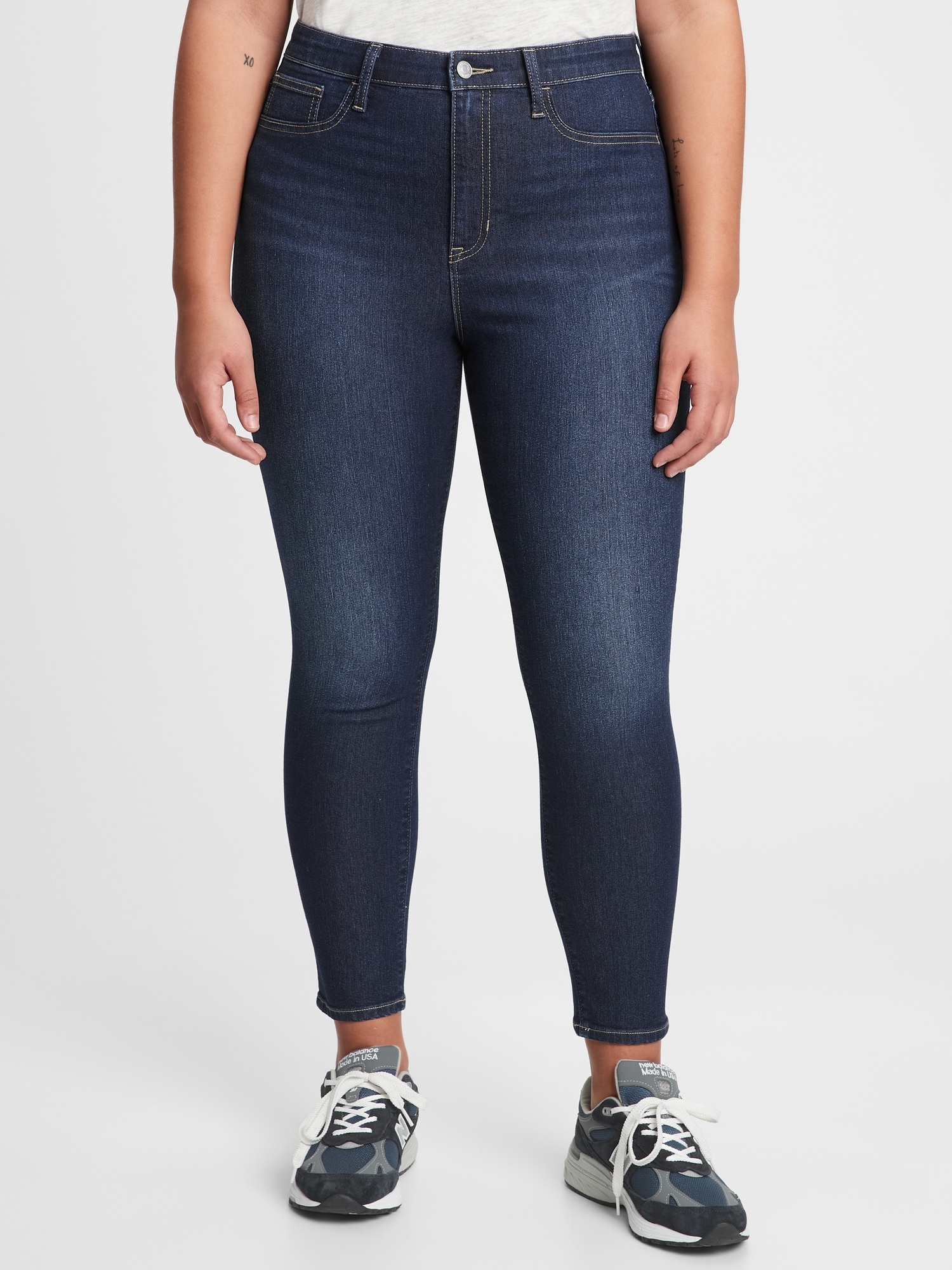 These Jeggings Are an  Bestseller — Over 8,000 5-Star Reviews
