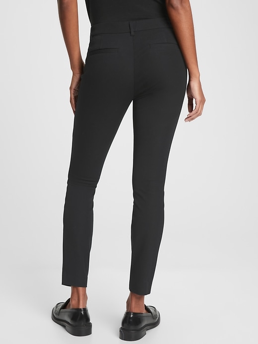 Charcoal Cotton Bi-Stretch Pull-On Skinny Ankle Pant - Curvy Fit