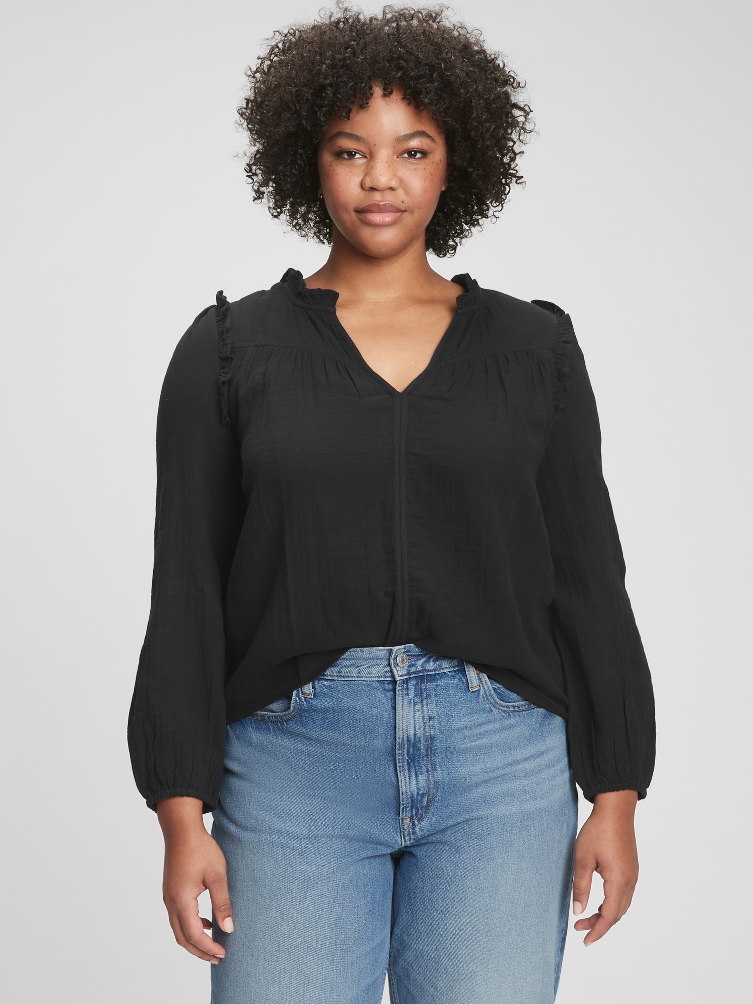 Ruffle Splitneck Top