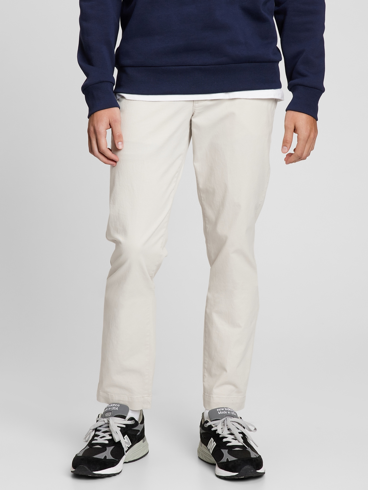 essential khakis in slim fit with gapflex