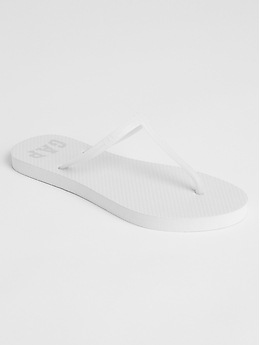 gap outlet slippers