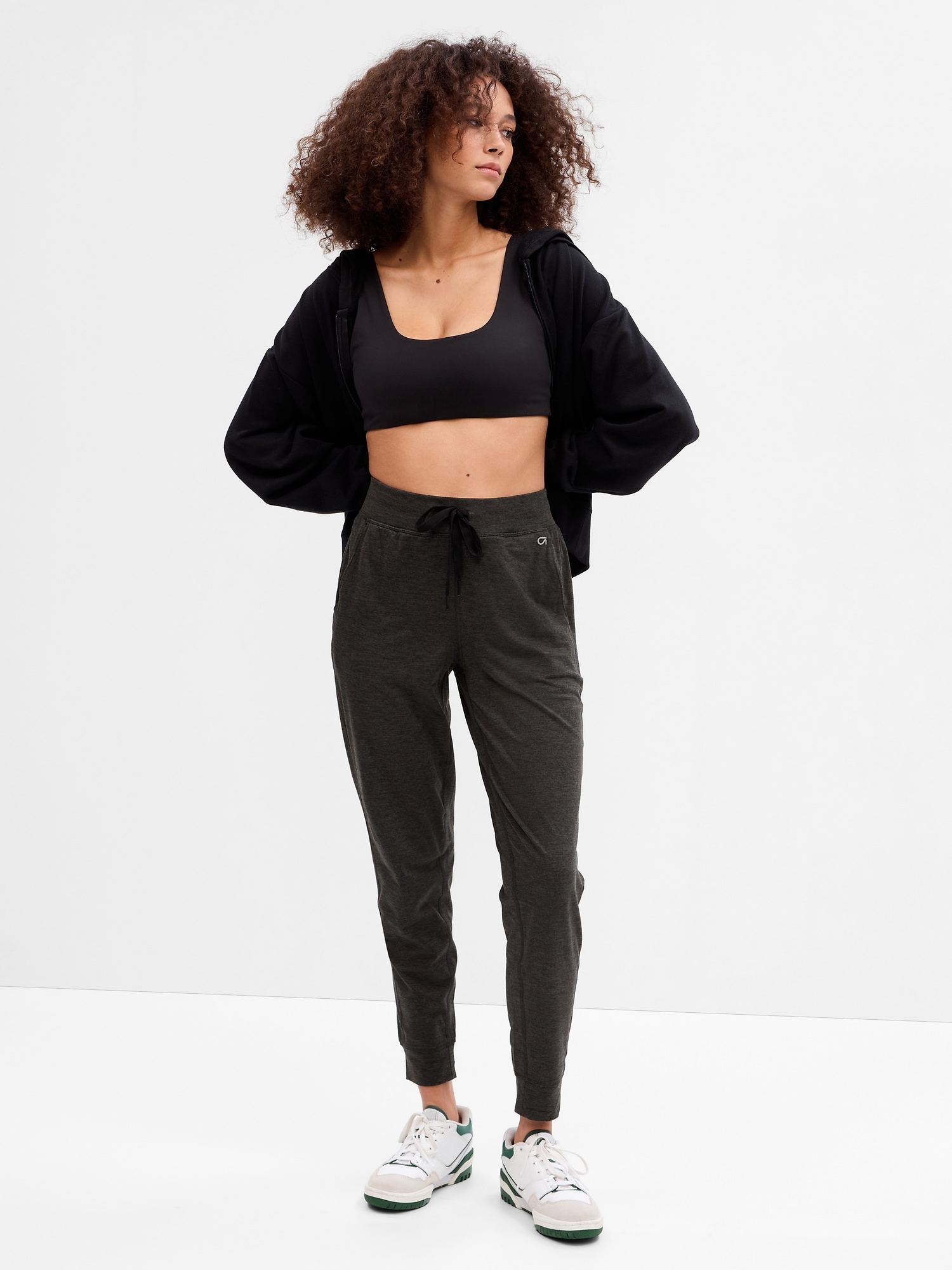 collections/womens-tall-joggers-sweatpants