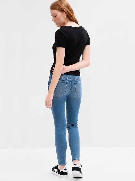 Image number 2 showing, Mid Rise Universal Legging Jeans
