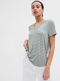 Luxe Stripe V-Neck T-Shirt | Gap Factory