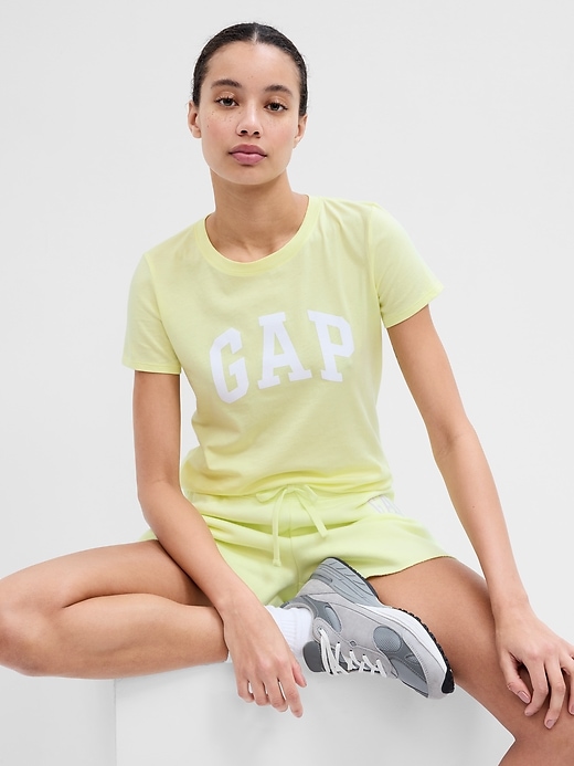 Image number 1 showing, Gap Logo T-Shirt