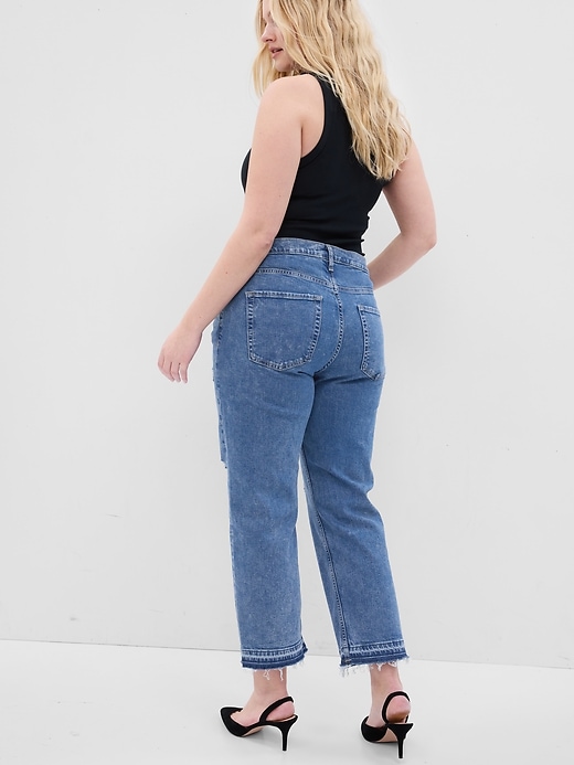 Image number 2 showing, Low Rise Destructed Straight Crop Jeans