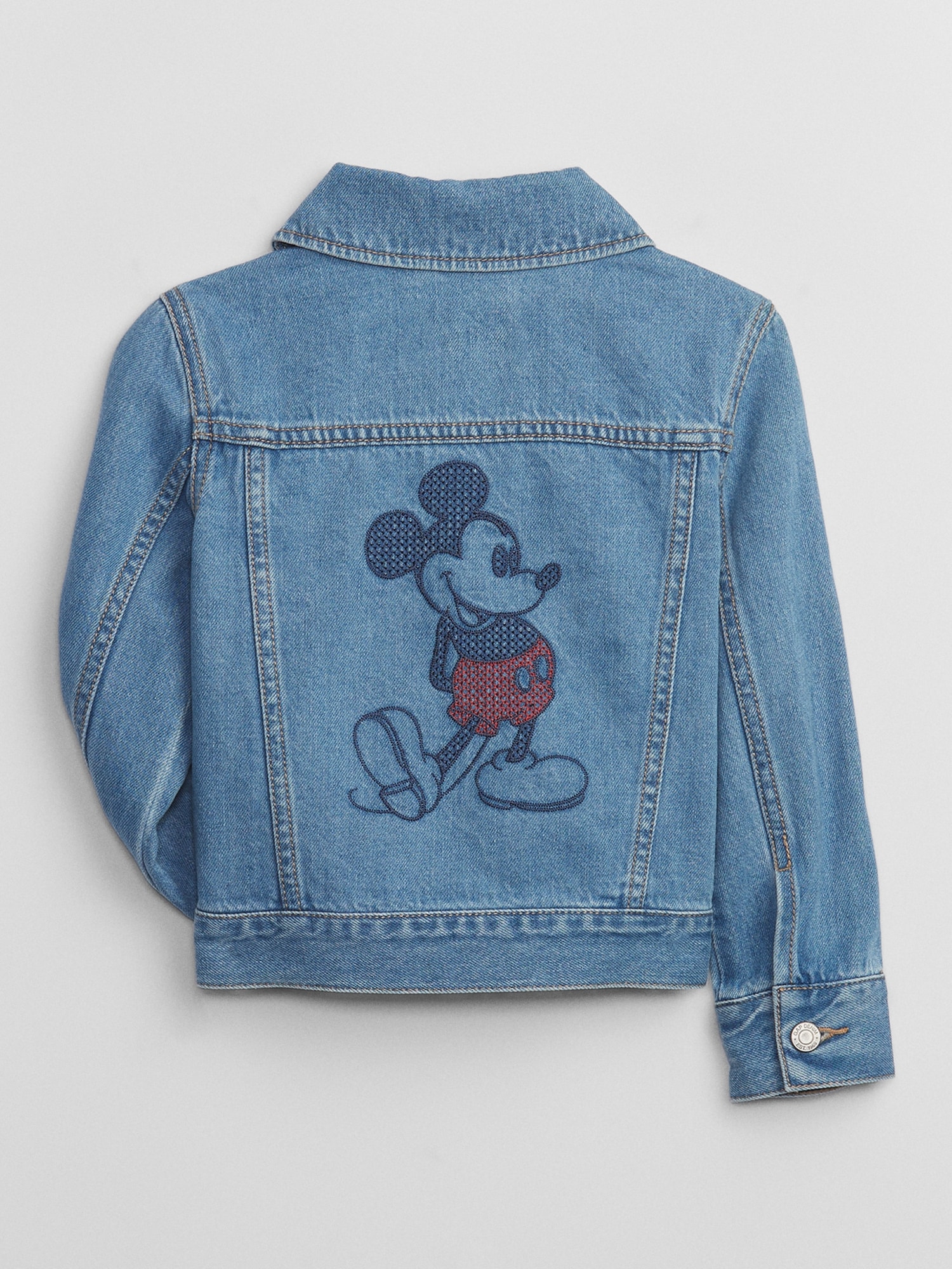 What to wear to Disney. Denim Jacket, Leggings, Mickey Mouse Tee