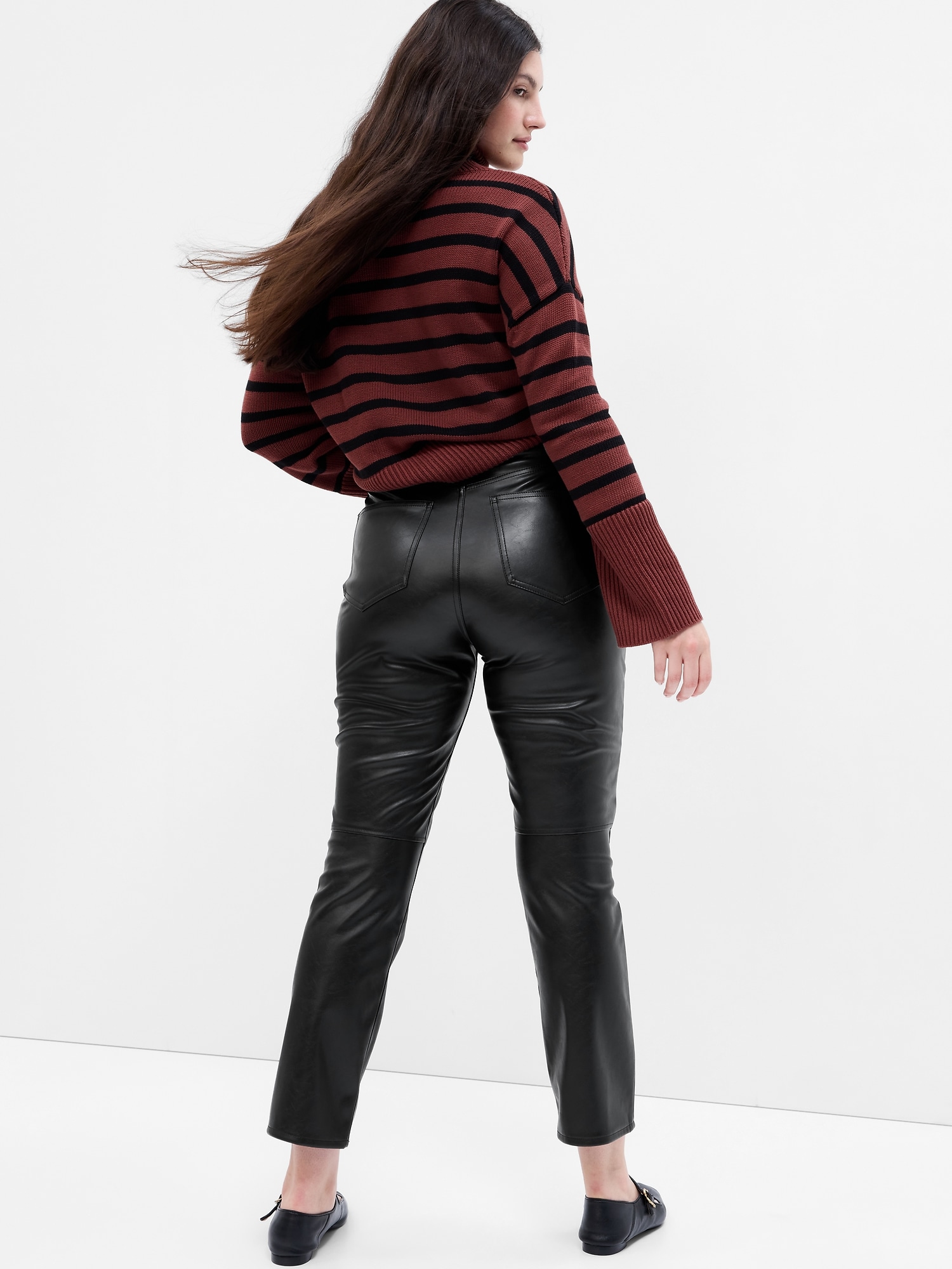 Women's Petite Faux Leather Tailored Straight Leg Trouser | Boohoo UK