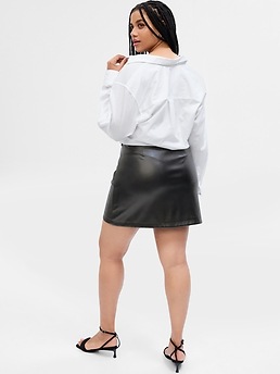 Gap hot sale leather skirt