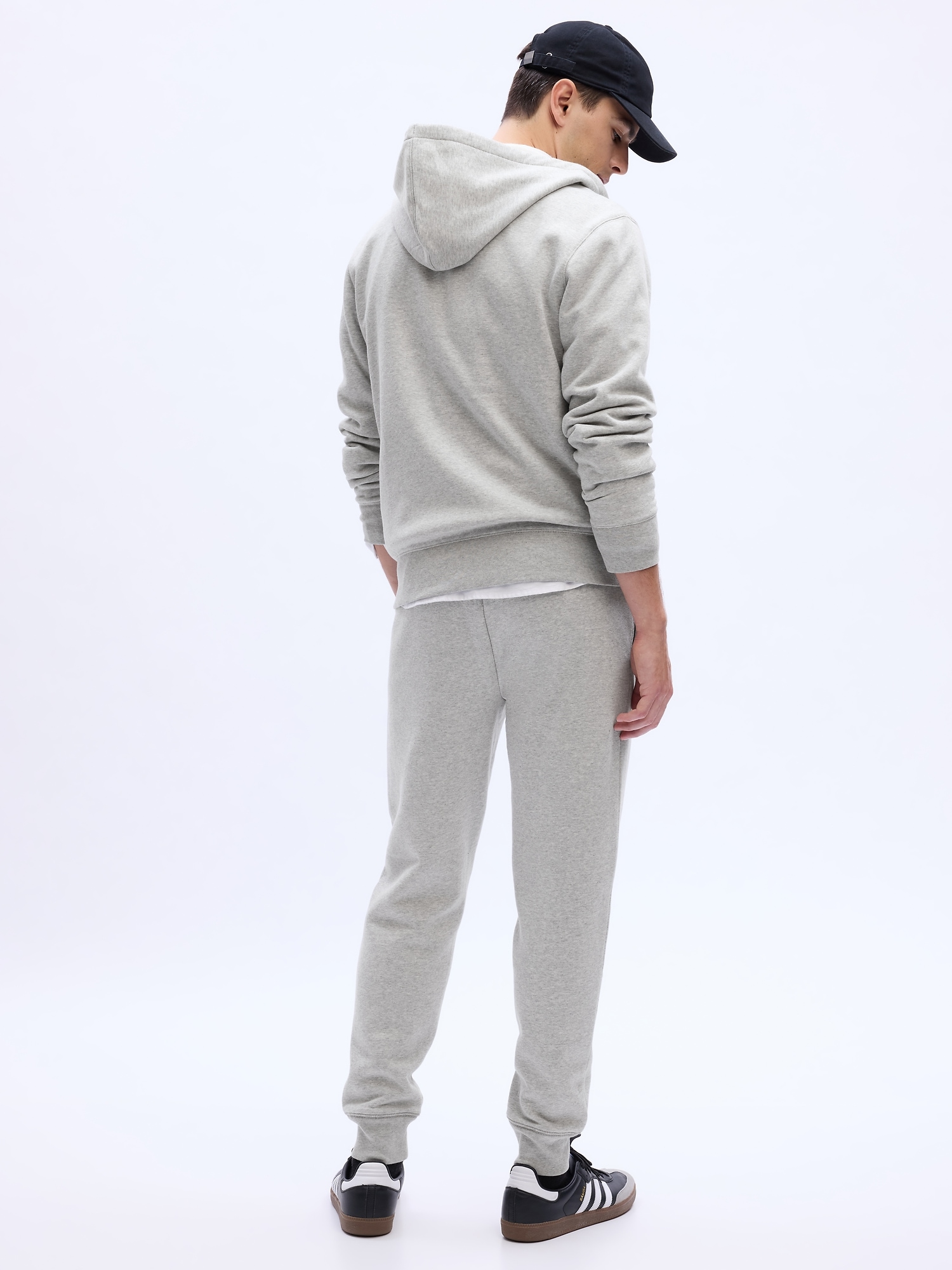 Gap Logo Joggers In Fleece - Best Prices at Dealmoon