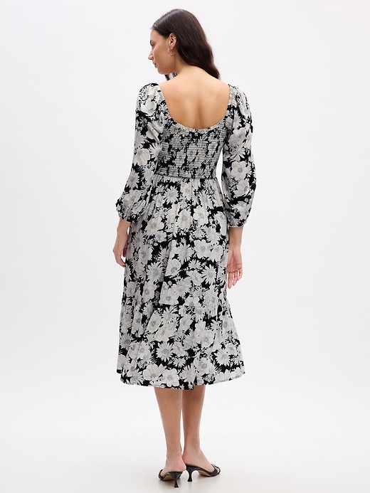 Image number 4 showing, Smocked Scoopneck Midi Dress