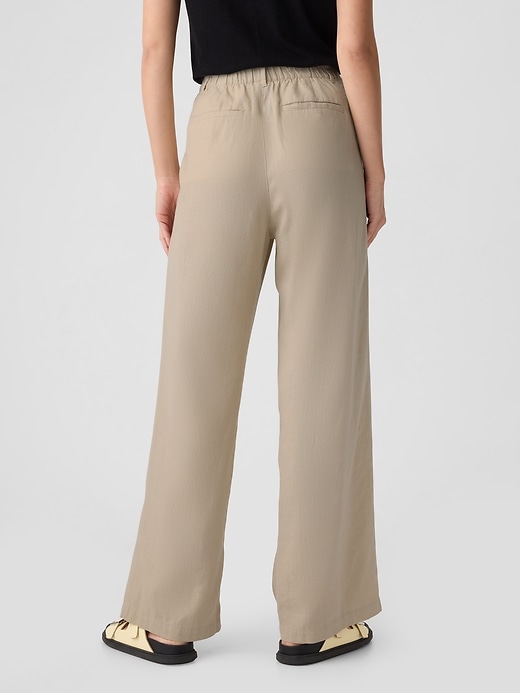 Image number 2 showing, Easy Wide-Leg Linen-Blend Trousers