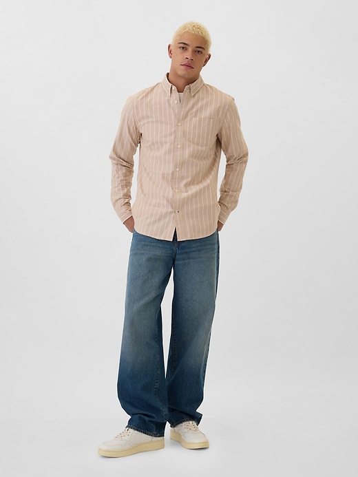 Image number 3 showing, Oxford Shirt in Standard Fit