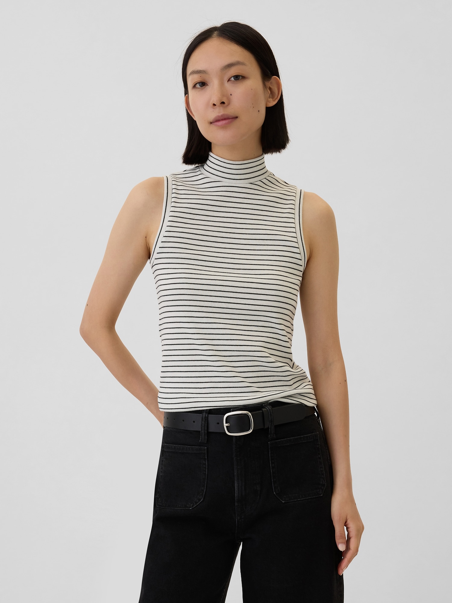 Ribbed Sleeveless Mockneck T-Shirt