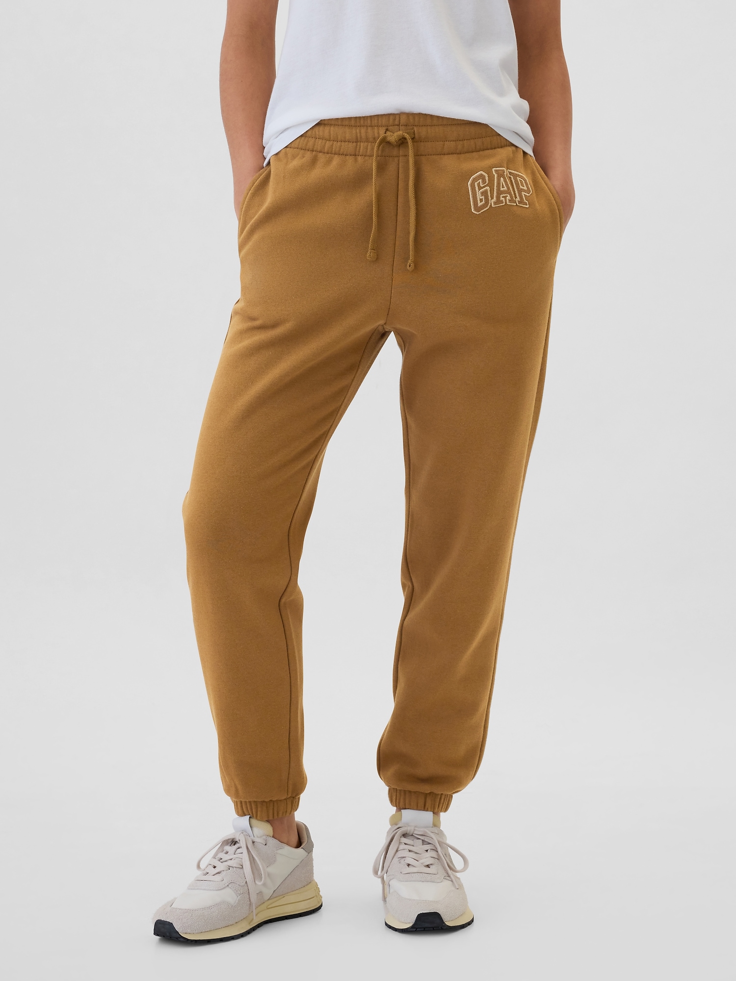 Gap Logo Joggers - Brown