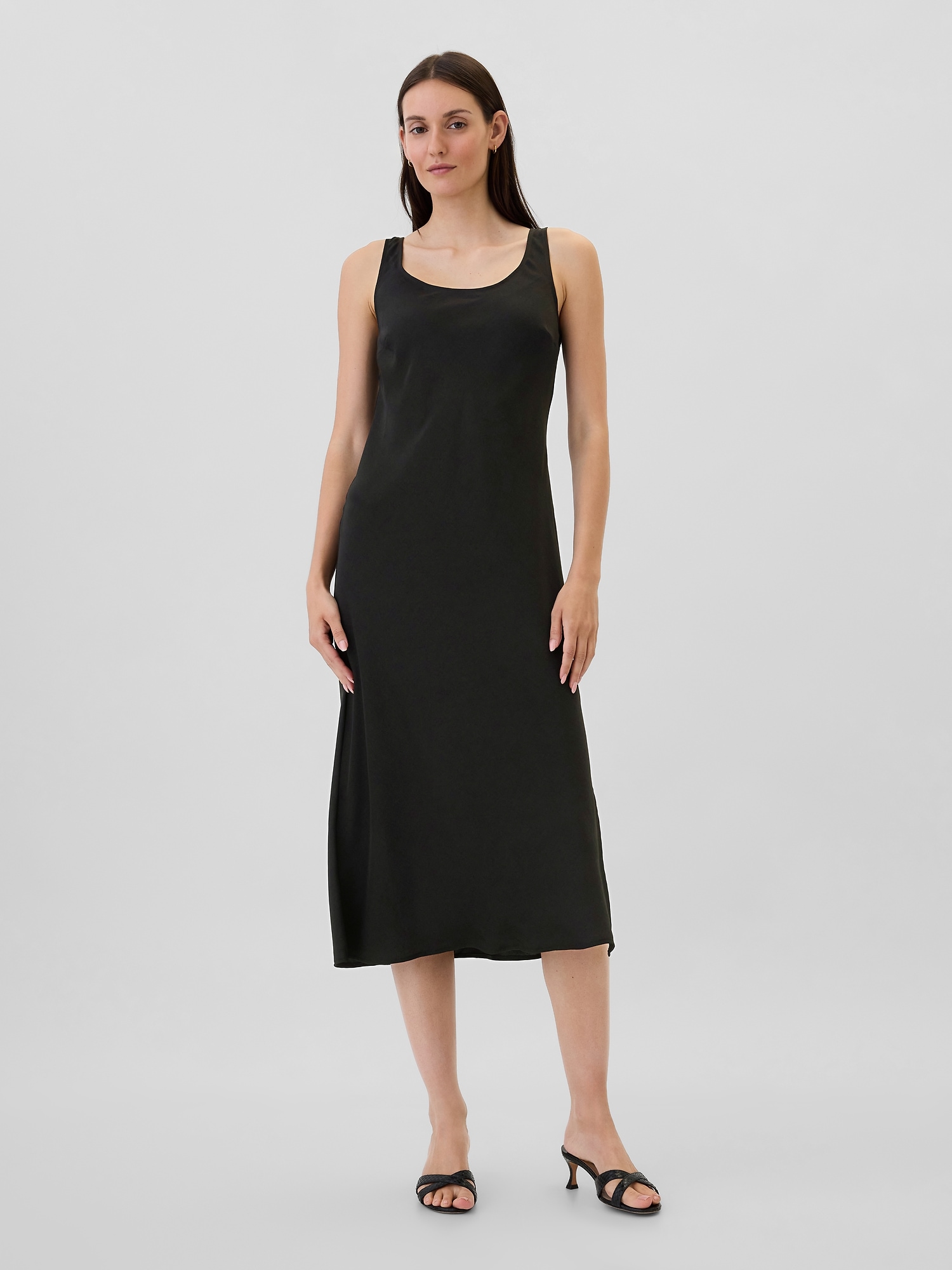 Satin Scoopneck Midi Dress - Black