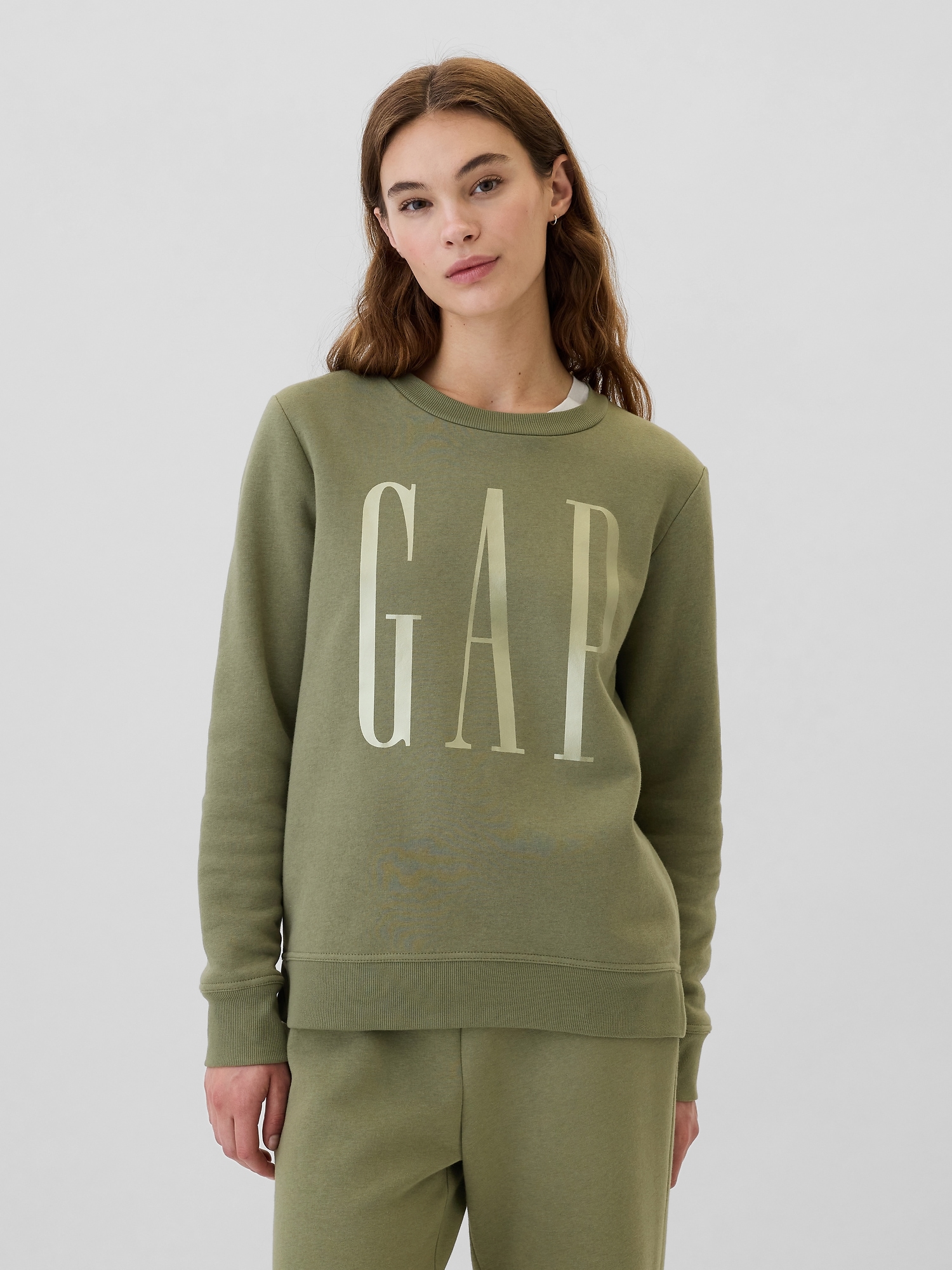 Relaxed Gap Logo Sweatshirt