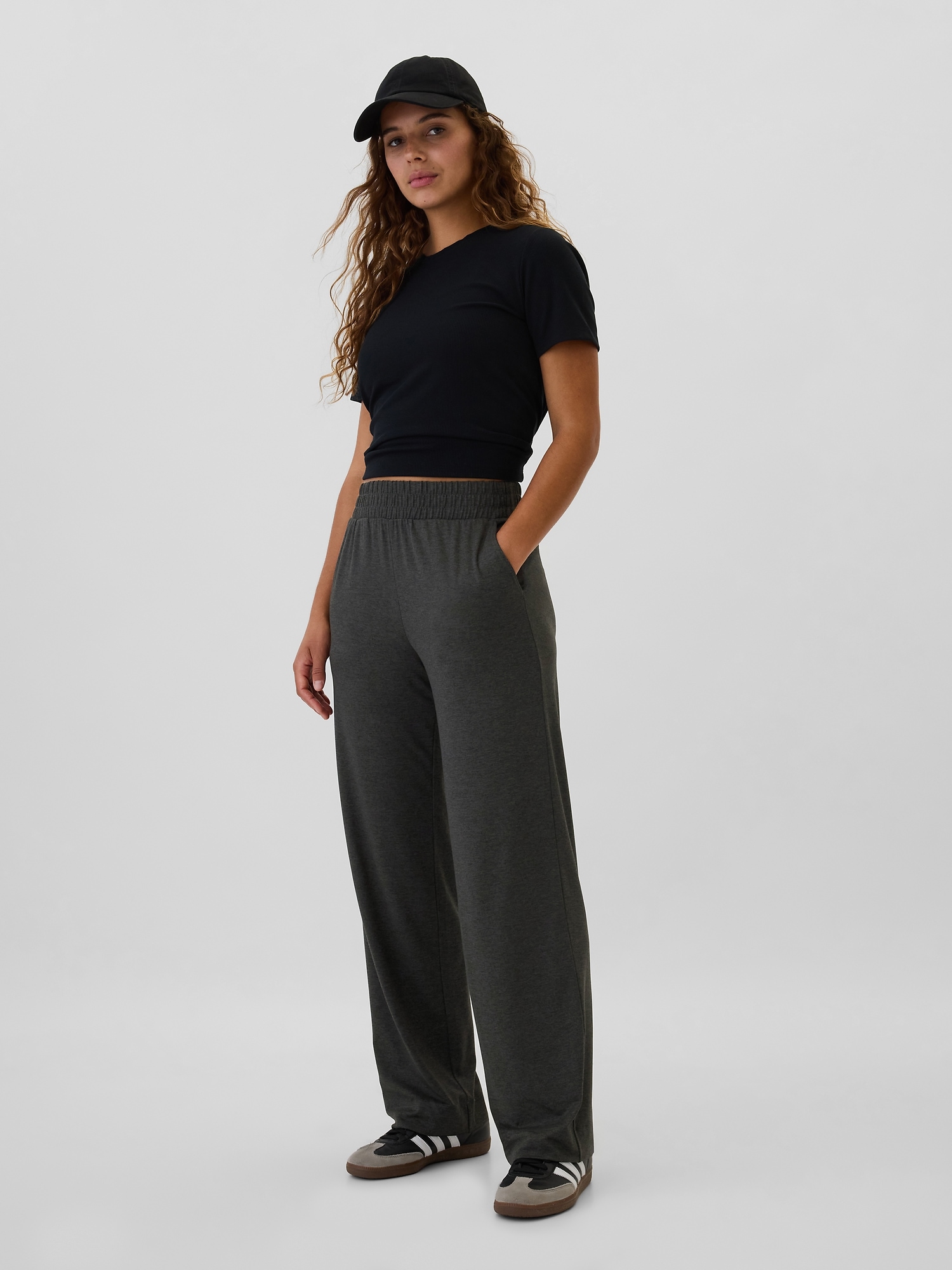 GapFit Relaxed Straight Leg Pants