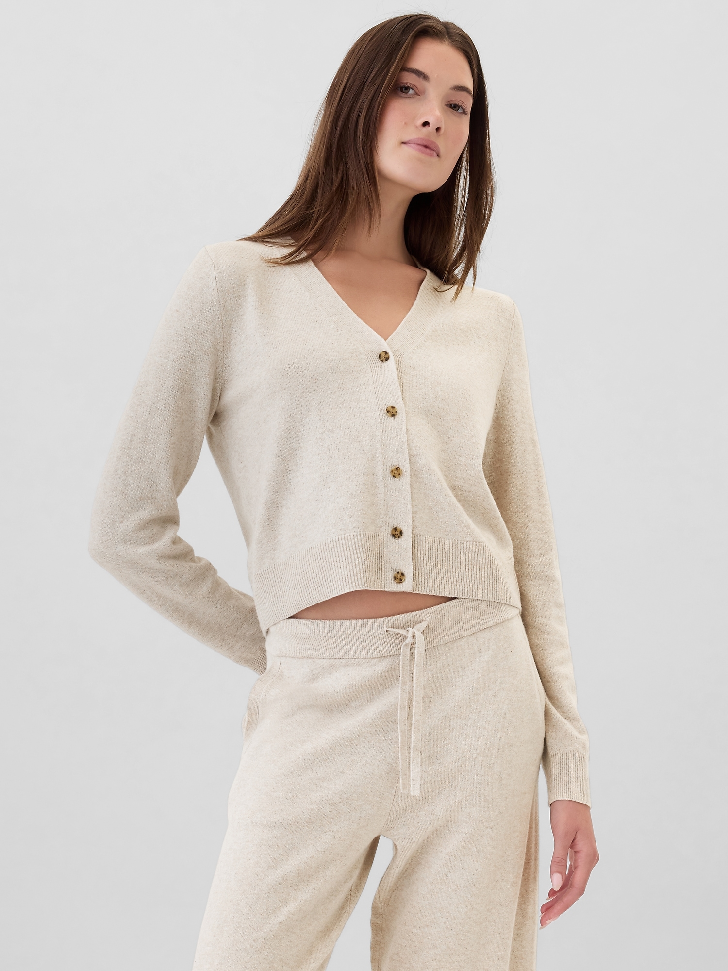 Gap factory cardigan hotsell