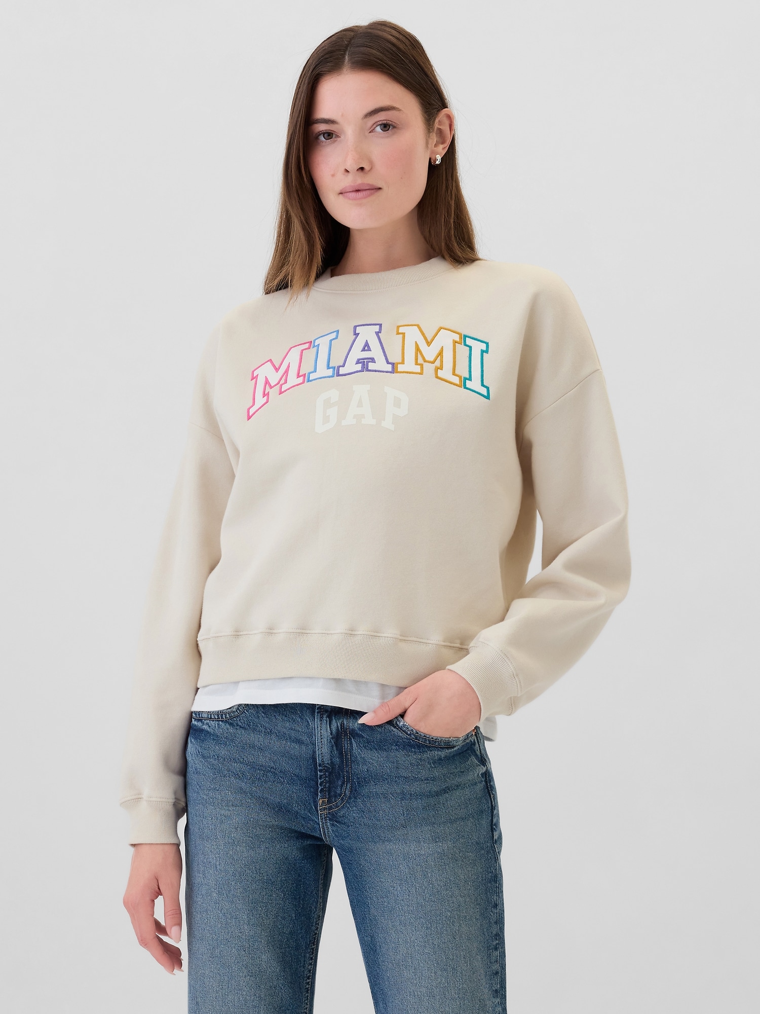 Oversized Gap Graphic Sweatshirt