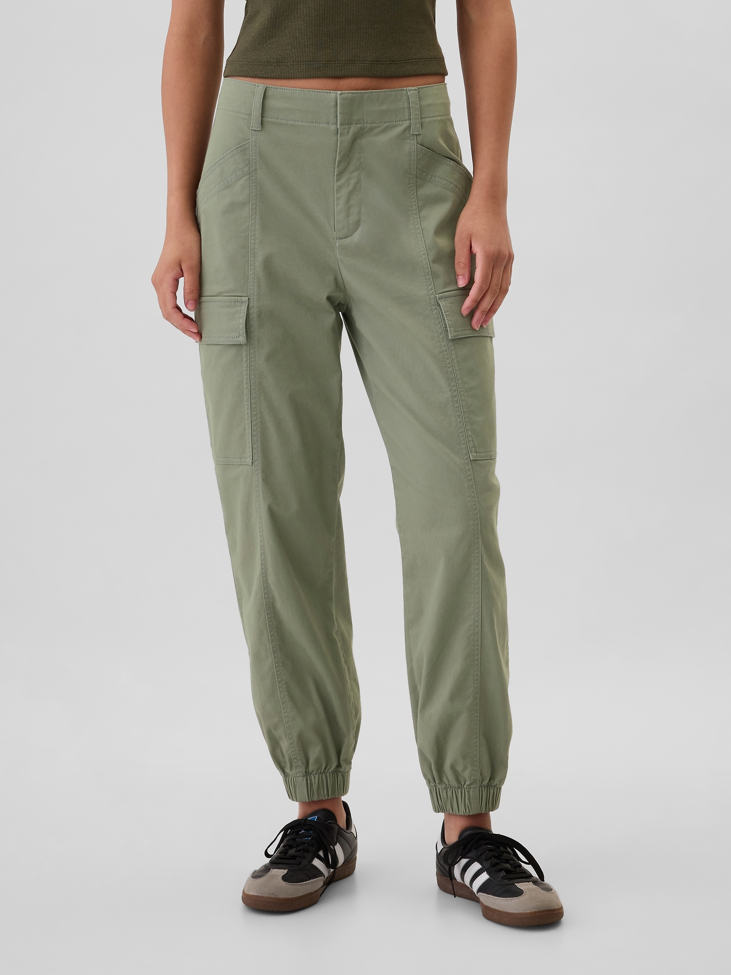 Mid Rise Downtown Khaki Cargo Joggers