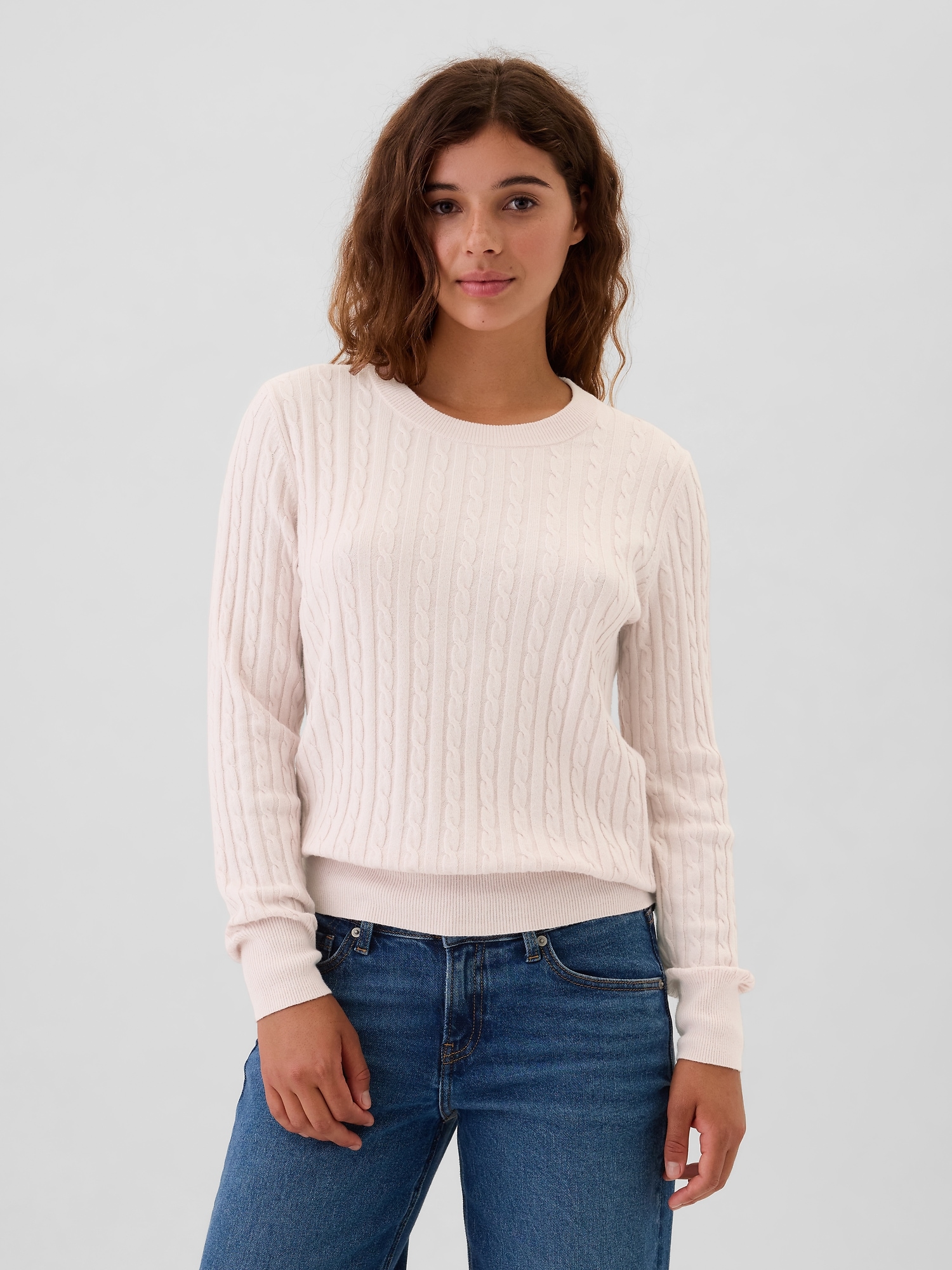 CashSoft Cable-Knit Crewneck Sweater