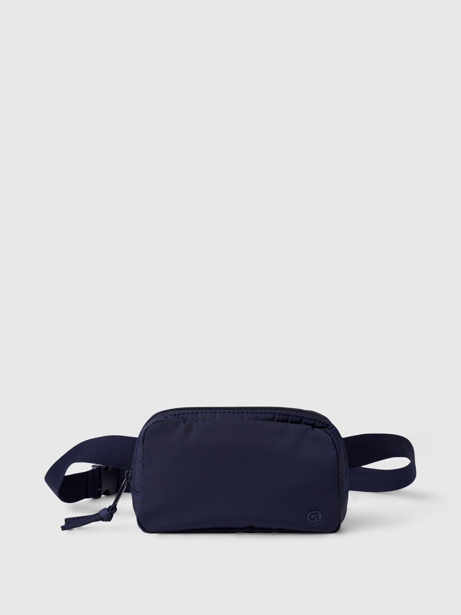 GapFit 100% Recycled Belt Bag