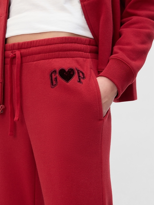 Image number 4 showing, Gap Logo Straight Sweatpants