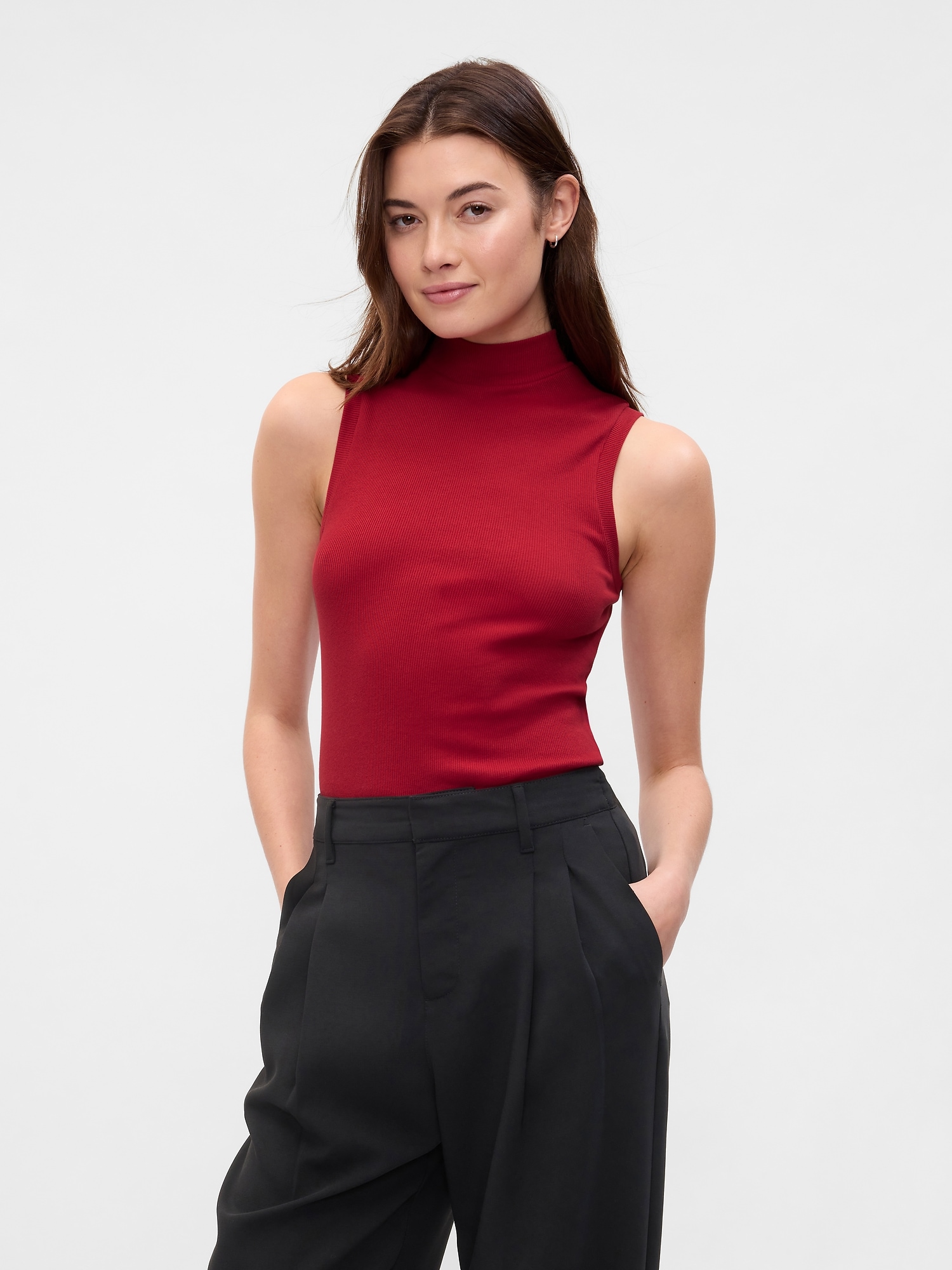 Ribbed Sleeveless Mockneck T-Shirt