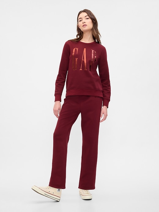 Image number 3 showing, Relaxed Gap Logo Sweatshirt