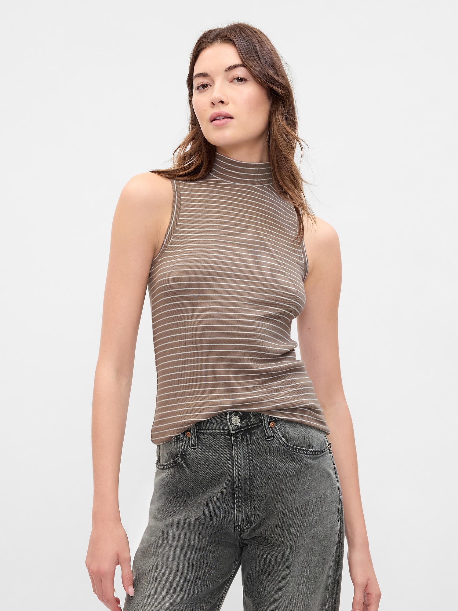 Ribbed Sleeveless Mockneck T-Shirt