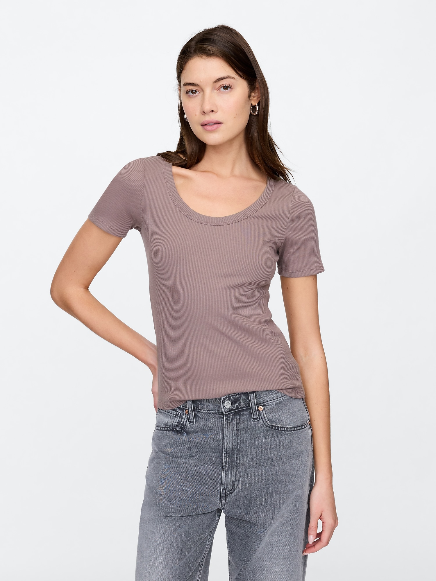 Ribbed Scoopneck T-Shirt