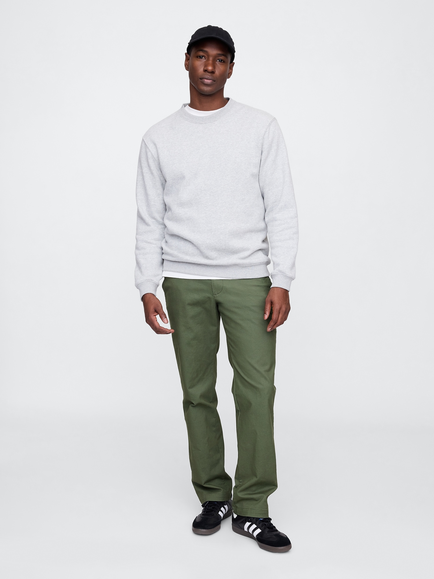 GapFlex Essential Khakis in Straight Fit - Green