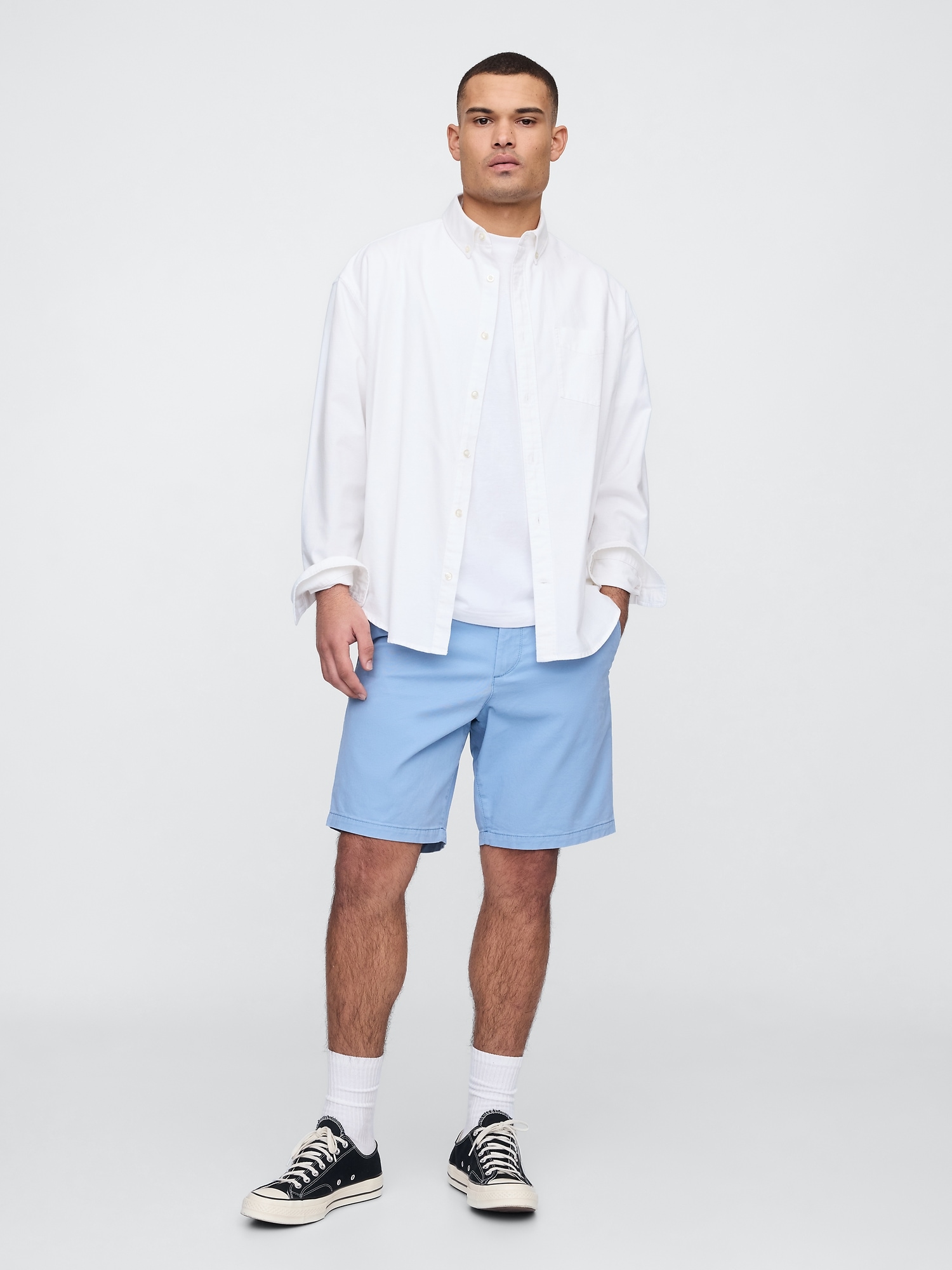 9" Essential Khaki Shorts