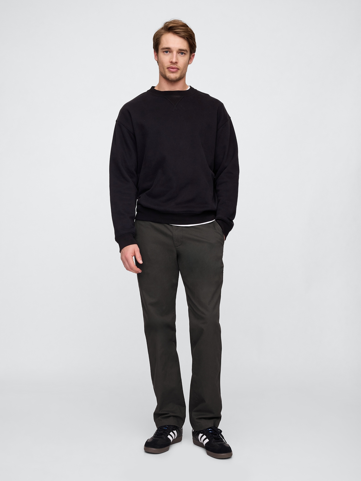 GapFlex Essential Khakis in Straight Fit - Black