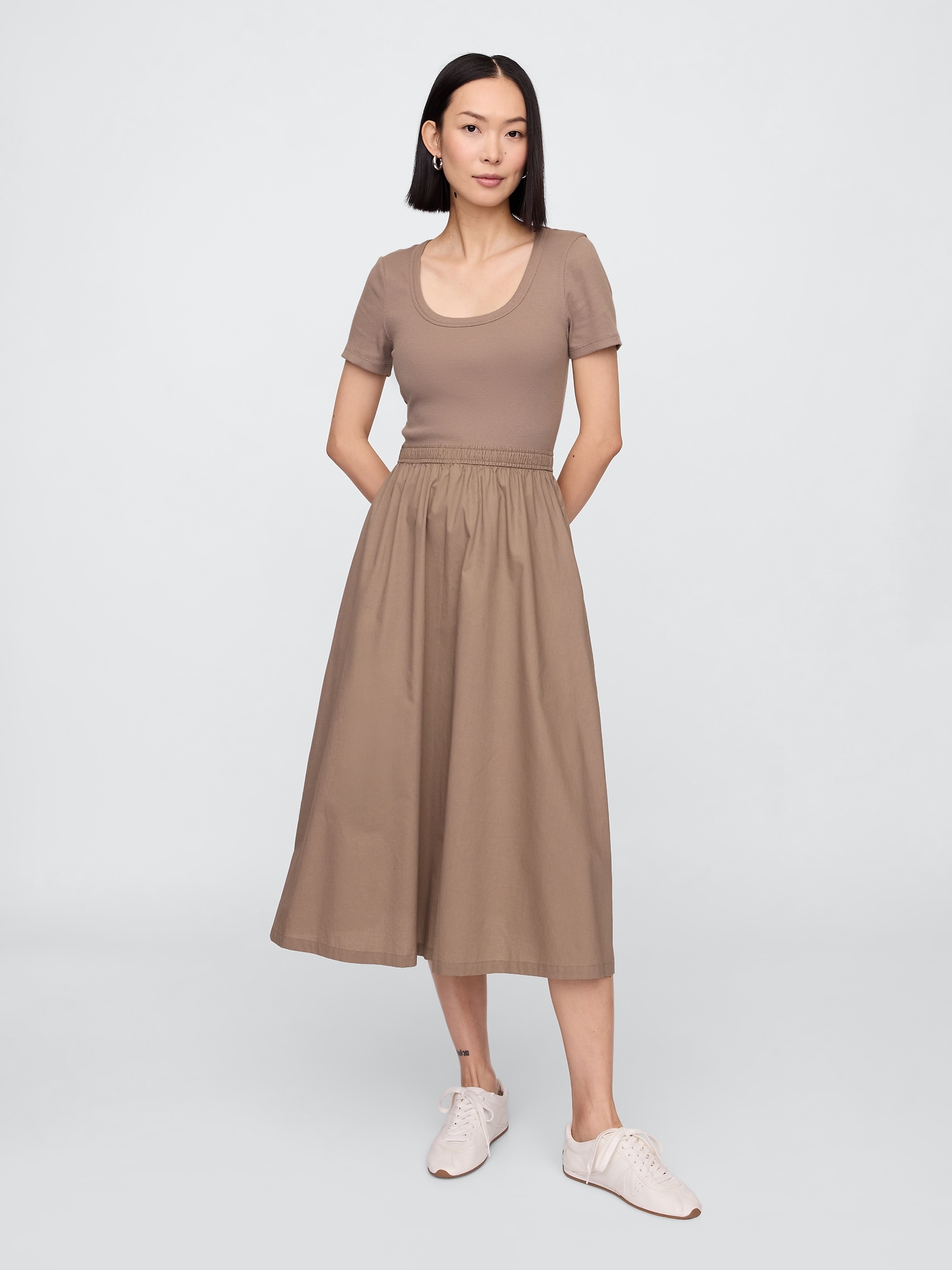 Scoopneck Midi Dress - Brown