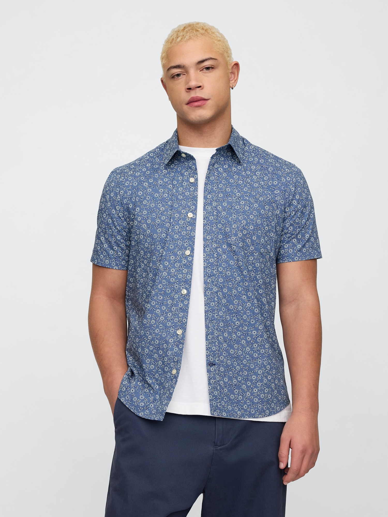 Stretch Poplin Shirt in Standard Fit