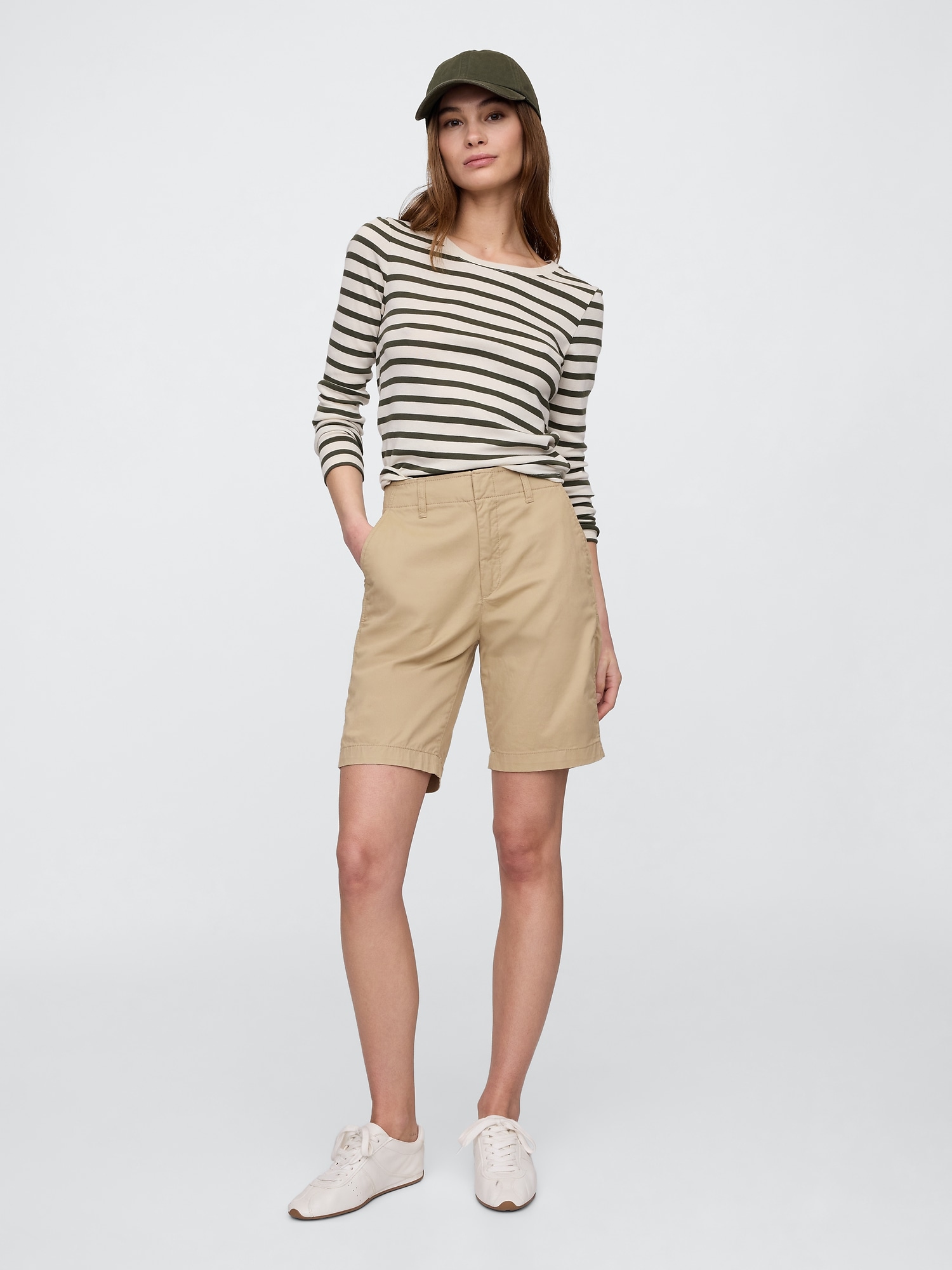 9" Downtown Khaki Bermuda Shorts - Beige